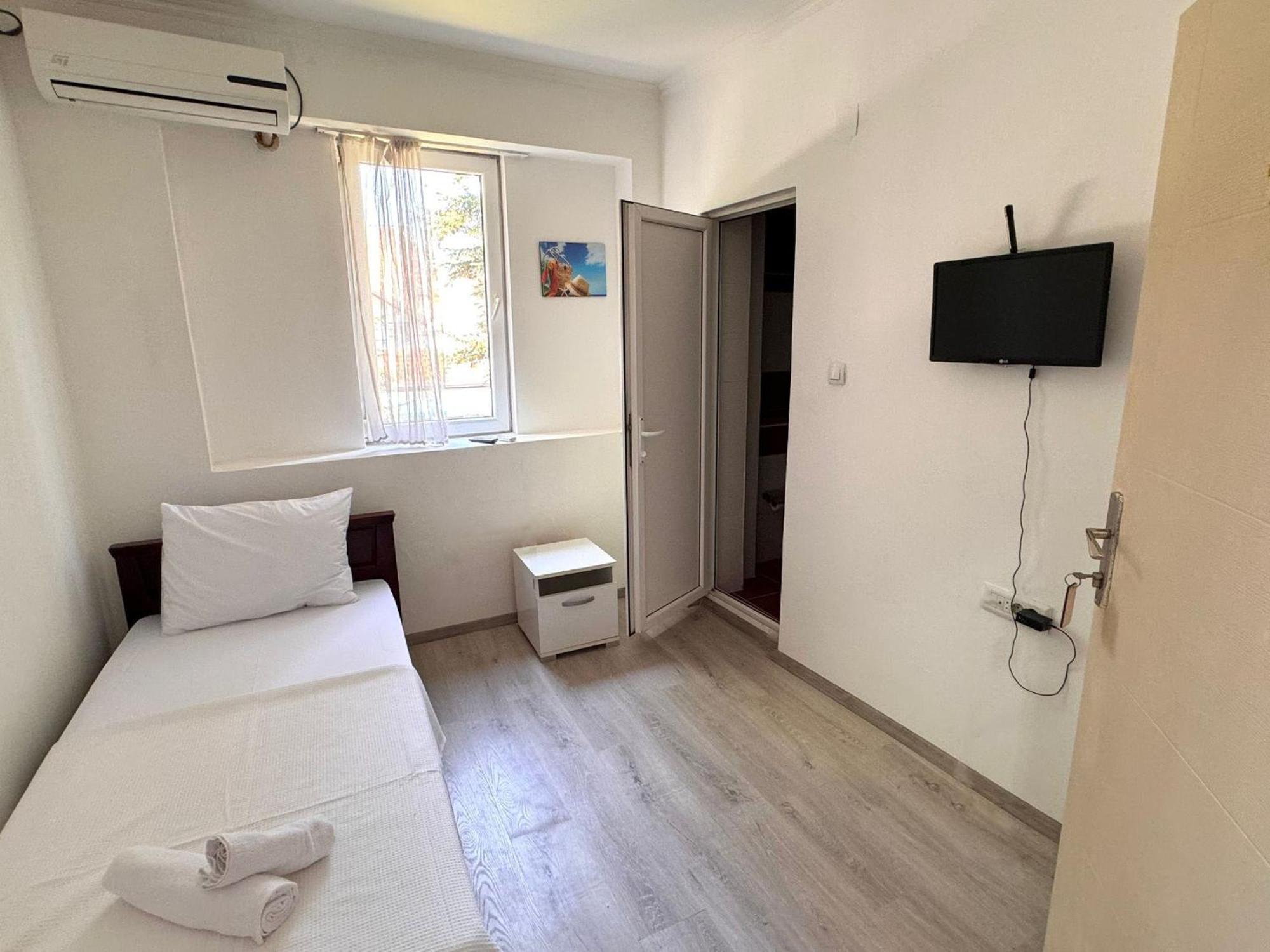 סקופיה Hotel Istanbul מראה חיצוני תמונה